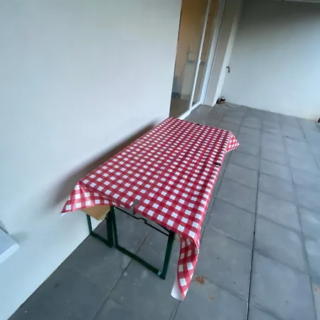 Chez Charlie Apartment Houssen